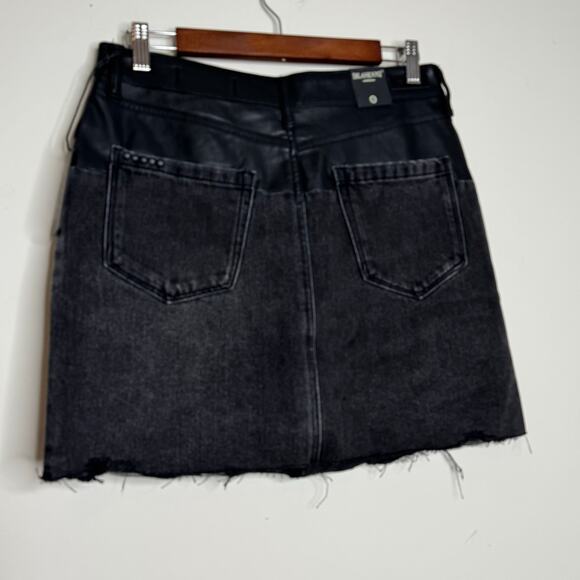 Blank NYC Vegan Leather & Denim Patchwork Mini Skirt in Black NWT Size 28 - Picture 5 of 10